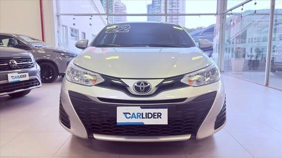 TOYOTA YARIS 1.5 16V FLEX XL PLUS CONNECT MULTIDRIVE TOYOTA YARIS 1.5 16V FLEX XL PLUS CONNECT MULTIDRIVE